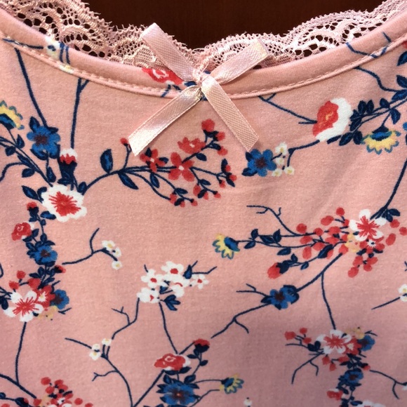 Women’s Poly Spandex chemise - Picture 3 of 4